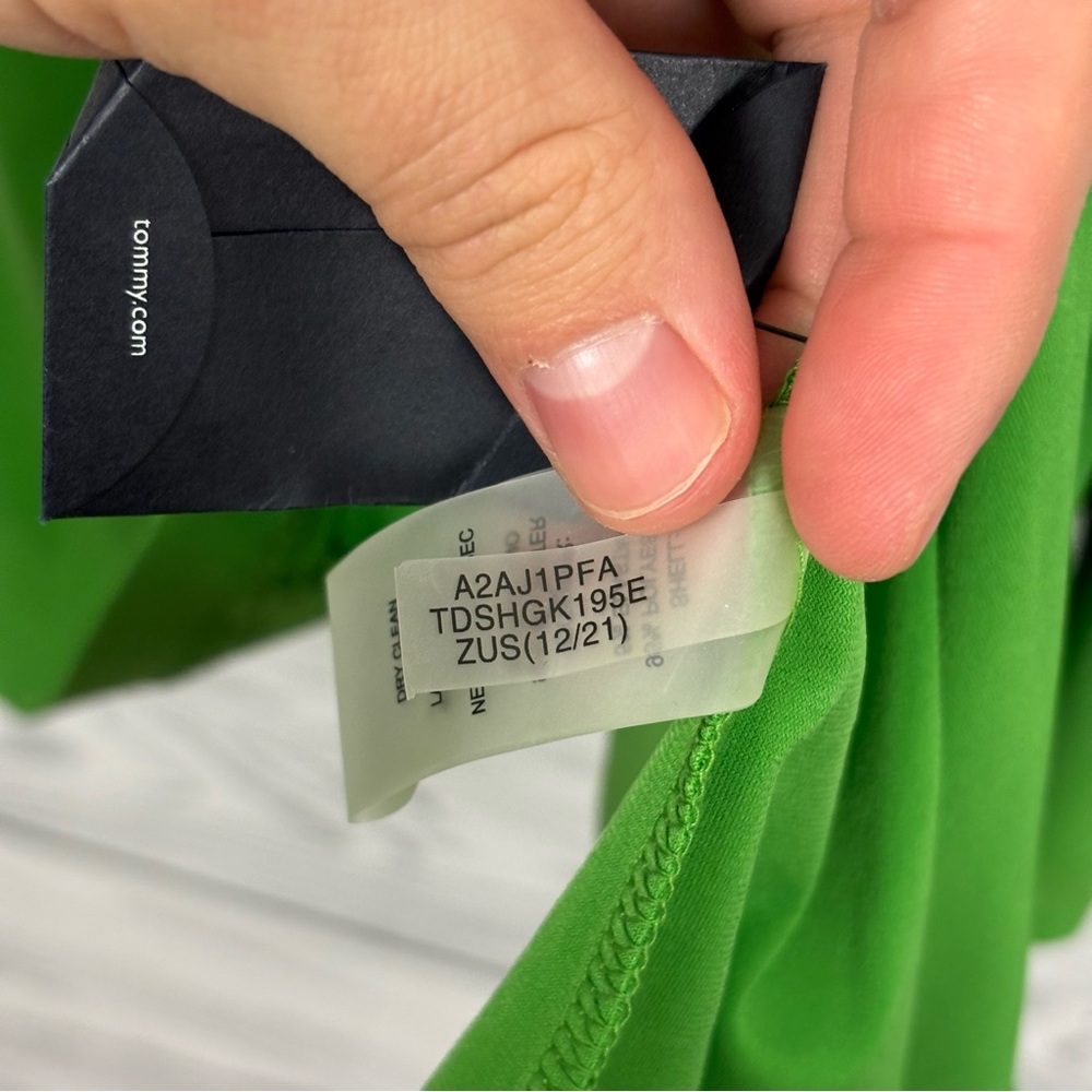 Tommy Hilfiger Green Tiered Long Sleeve Dress Size 10 NWOT - Picture 4 of 7